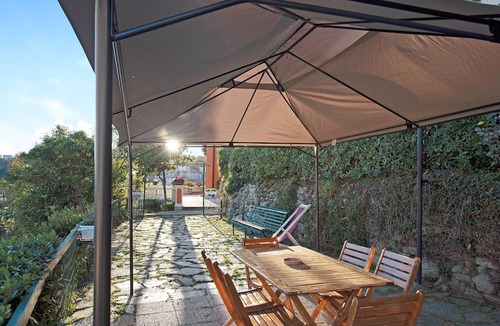 Varazze Apartment | Apartment "Trilocale in villa vista mare Apt 1" with Sea View