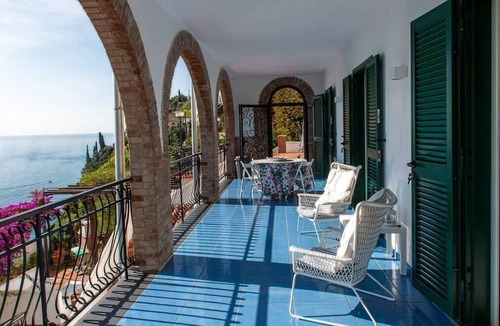 Vietri sul Mare Apartment | Fantastic view in Vietri sul Mare