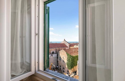 Sanremo Old Town Apartment | EA Blue Marin Apartment with A/C, Sanremo, Italy