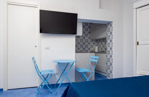 Chiesa Nuova Apartment | Camilla House – Cozy Studio in the Heart of Positano
