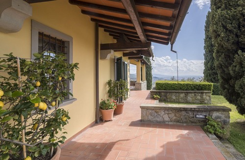 Massa e Cozzile Villa | Villa Alessia, Pool Wellness And Nature Massa e Cozzile