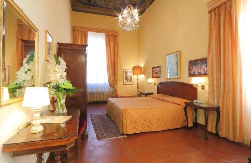 Sant' Ambrogio Hotel | Hotel Villa Liana