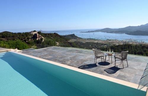 Cannigione House | Suite deluxe in Villa Amaca angolo di paradiso con piscina riscaldata e sauna a raggi infrarossi