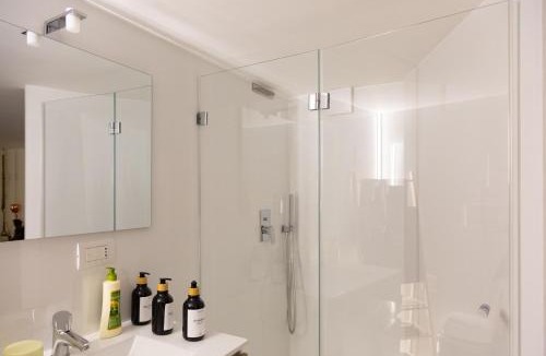 Centro Storico Apartment | LOFT SUITE FEMmE NOIR 'LA REGGIA'