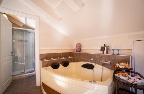Bardino Vecchio Apartment | Residence Villa il Casale - appartamenti wellness, piscina e SPA