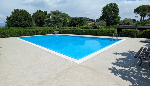 Villa Lucrezia – 4 guests in Bardolino, Lake Garda – Pool, Garden, Parking, Pets Welcome